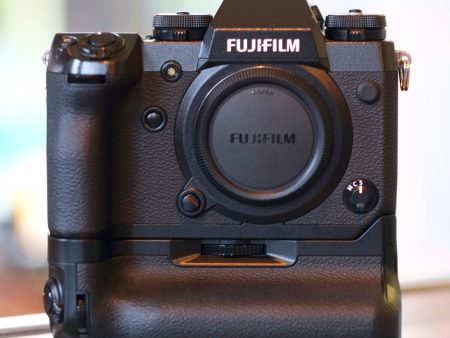 Fujifilm X-H1 with Power Booster Grip VPB-XH1 Online now