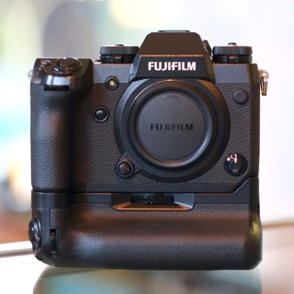 Fujifilm X-H1 with Power Booster Grip VPB-XH1 Online now