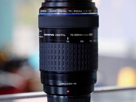 Olympus Zuiko Digital 70-300mm f4-5.6 ED Online now