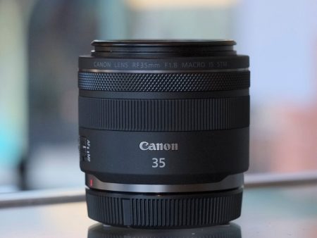 Canon RF 35mm f1.8 Macro IS STM Supply