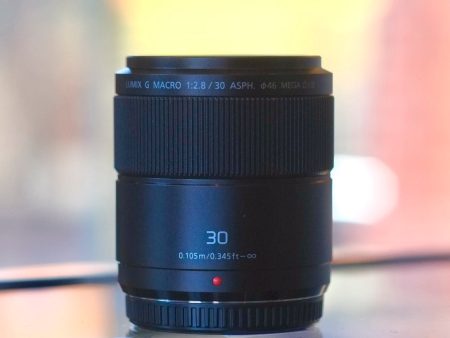 Panasonic G Macro 30mm f2.8 ASPH Mega O.I.S. For Sale