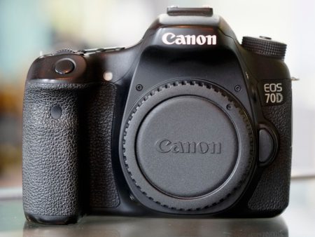 Canon EOS 70D Online