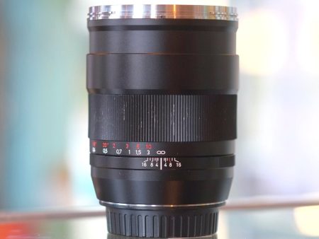 Zeiss ZE Distagon T* 35mm f1.4 For Sale