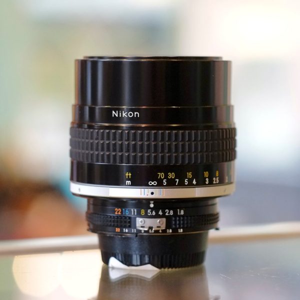 Nikon 105mm f1.8 AI-S Nikkor Fashion