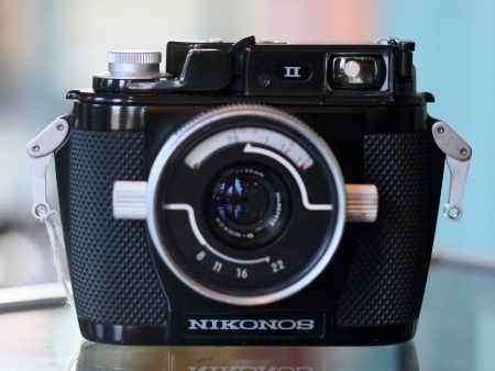 Nikon Nikonos II with 35mm f2.5 Online now