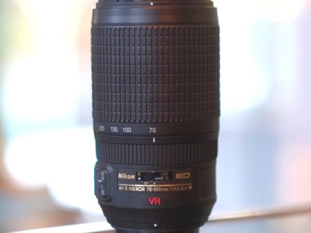 Nikon 70-300mm f4.5-5.6G ED VR AF-S Nikkor Online Sale