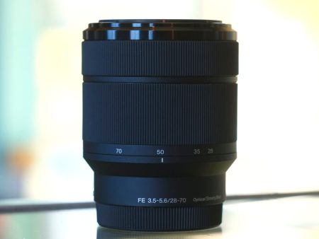 Sony FE 28-70mm f3.5-5.6 Fashion